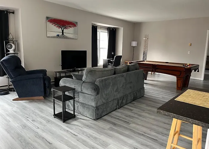 Private Apt In Southfordsouthbury