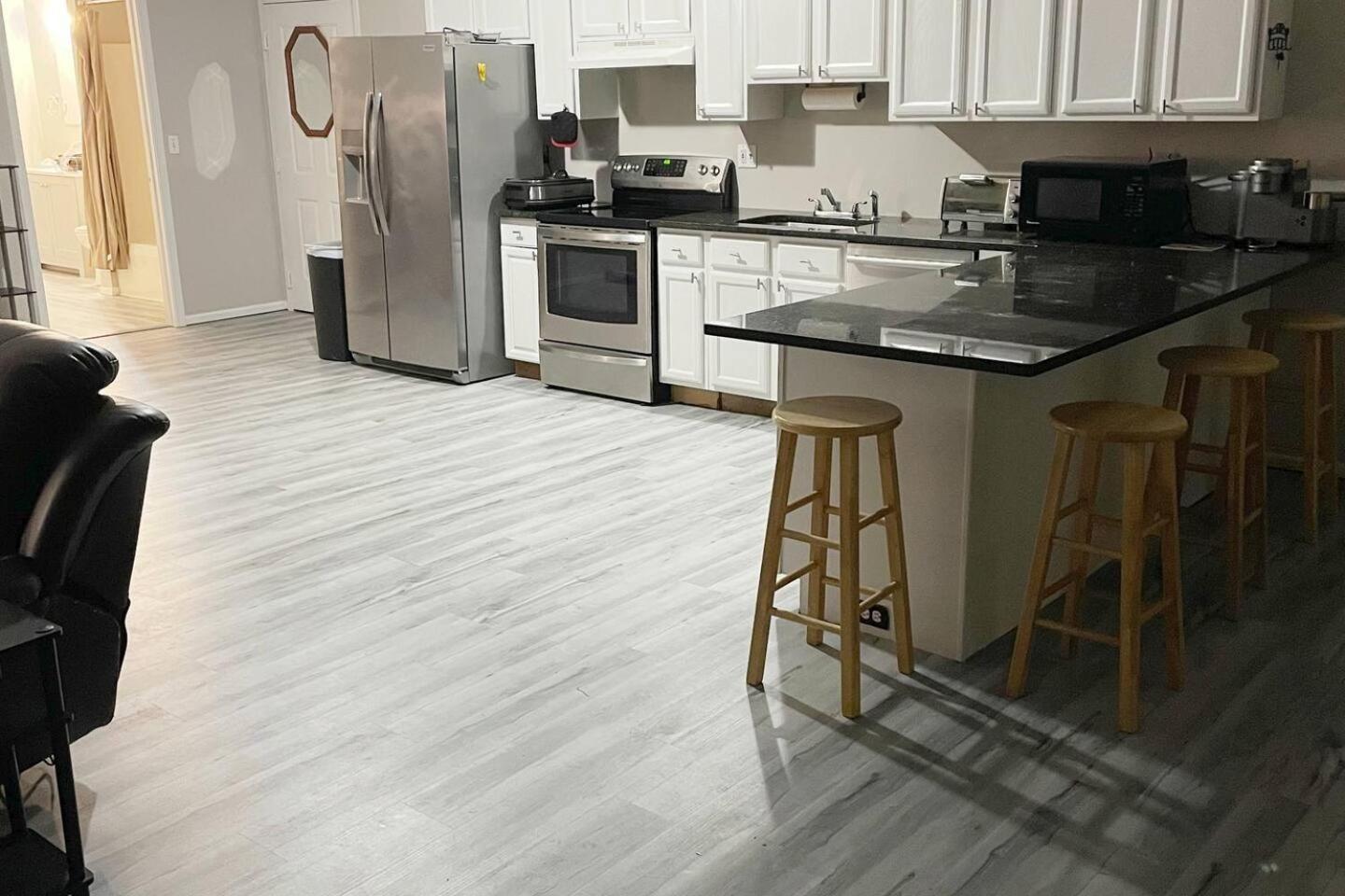 Private In Southfordsouthbury * Southbury